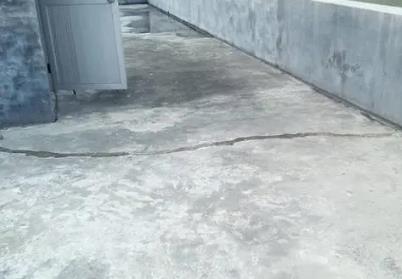 黄陵楼顶漏水维修公司分享下如何解决卫生间隐蔽部位漏水的问题?